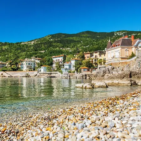 アパート Karolina By Interhome Opric